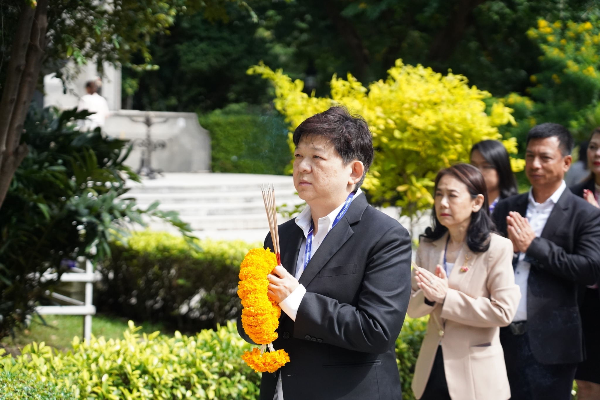 ร่วมพิธีสักการะสิ่งศักดิ์สิทธิ์ เนื่องในโอกาสเข้ารับตำแหน่งผู้จัดการกองทุนฯ