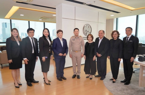 กยศ เข้าอวยพรปีใหม่ ปลัดกระทรวงการคลัง