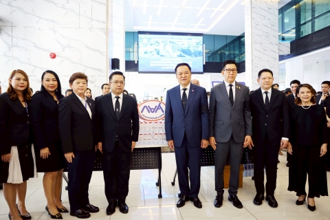 กยศ. ร่วมบริจาคเครื่องอุปโภคบริโภค ในกิจกรรม "ธารน้ำใจ ช่วยผู้ประสบอุทกภัยภาคใต้"