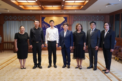 กยศ. ร่วมแสดงความยินดีกับ ดร. มหัทธนะ อัมพรพิสิฏฐ์ เนื่องในโอกาสรับตำแหน่ง กรรมการผู้จัดการ ธอส.